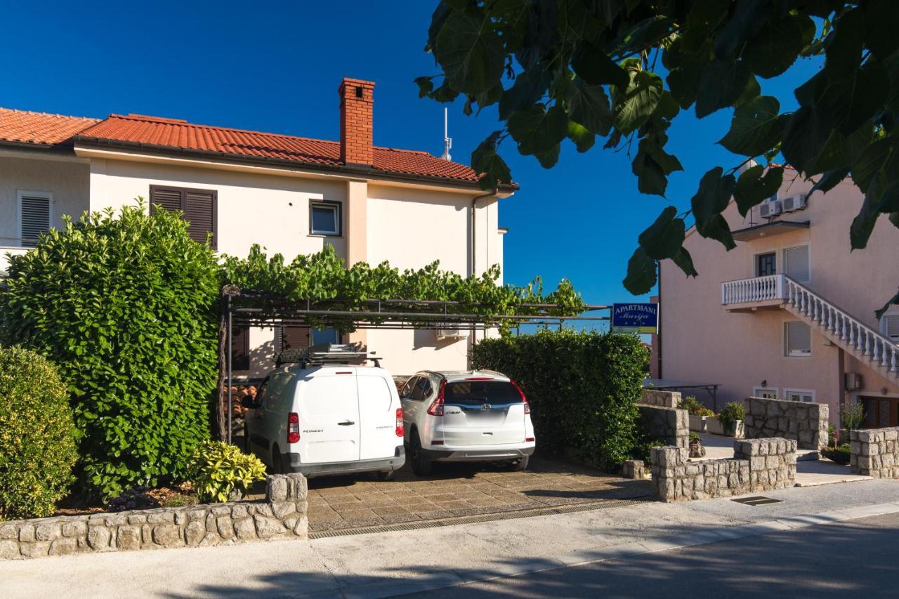 קרק Apartmani Paradiso מראה חיצוני תמונה