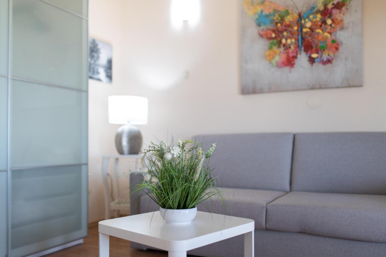 קרק Apartmani Paradiso מראה חיצוני תמונה