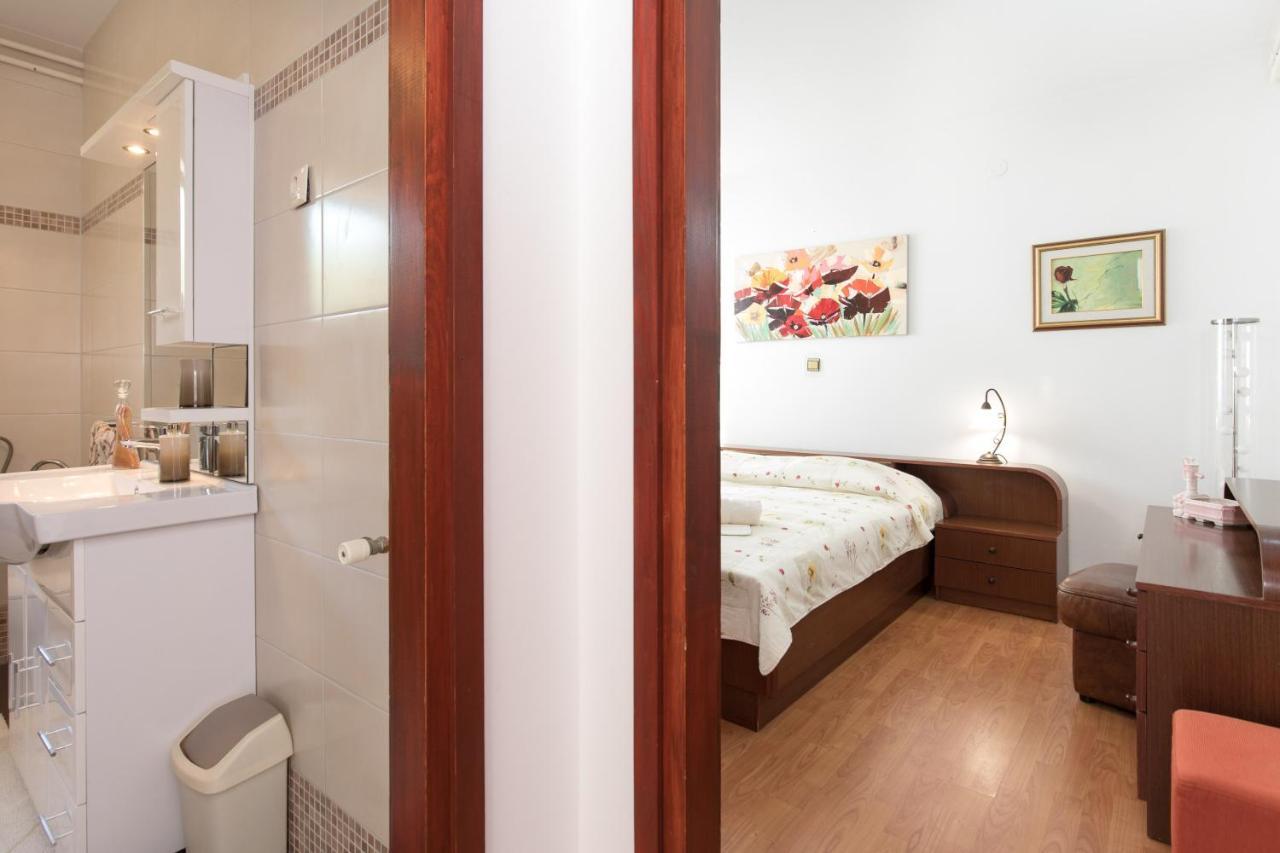 קרק Apartmani Paradiso מראה חיצוני תמונה