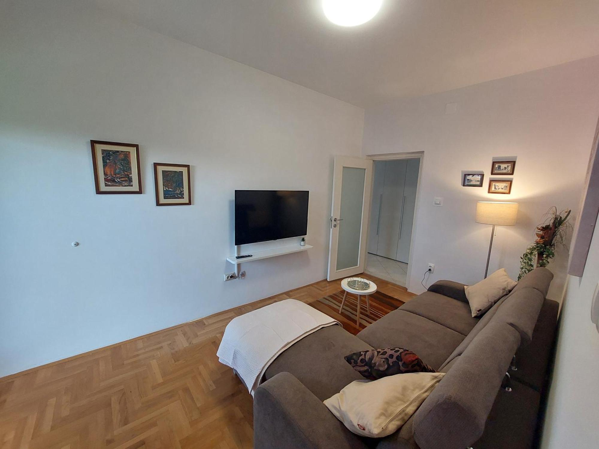 קרק Apartmani Paradiso מראה חיצוני תמונה