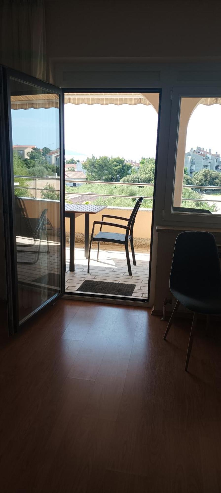 קרק Apartmani Paradiso מראה חיצוני תמונה